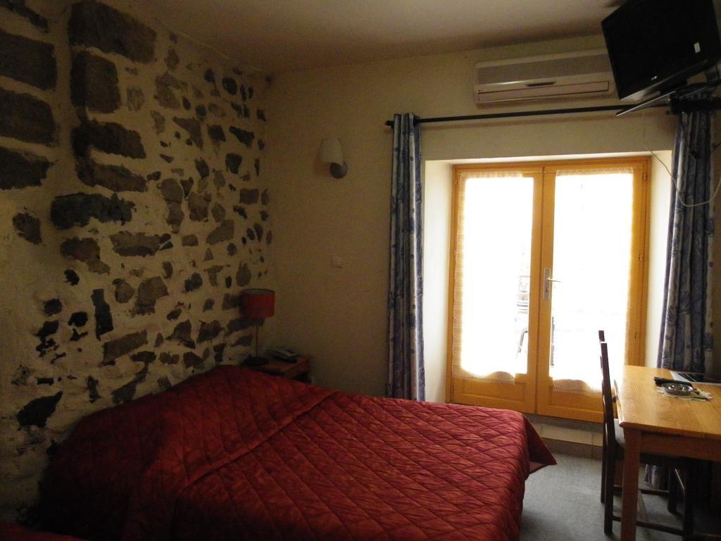 Hotel Le Bilboquet Le Puy-en-Velay Esterno foto