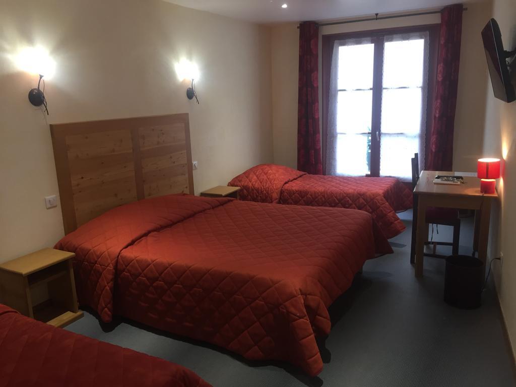 Hotel Le Bilboquet Le Puy-en-Velay Esterno foto