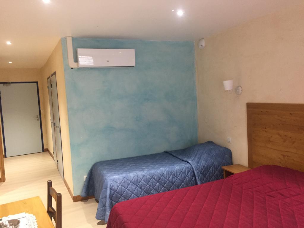 Hotel Le Bilboquet Le Puy-en-Velay Esterno foto